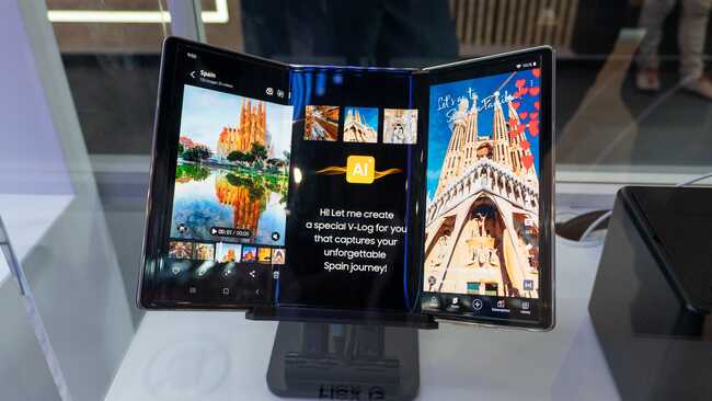 galaxy z trifold