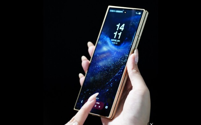 samsung w26 ra mắt