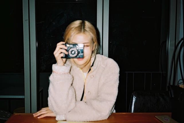 máy ảnh phim là gì